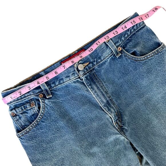 Levi’s Y2K Relaxed Fit Tapered 550 Jeans - Picture 9 of 14